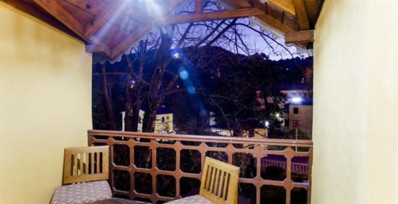The Pavilion Найнітал Екстер'єр фото